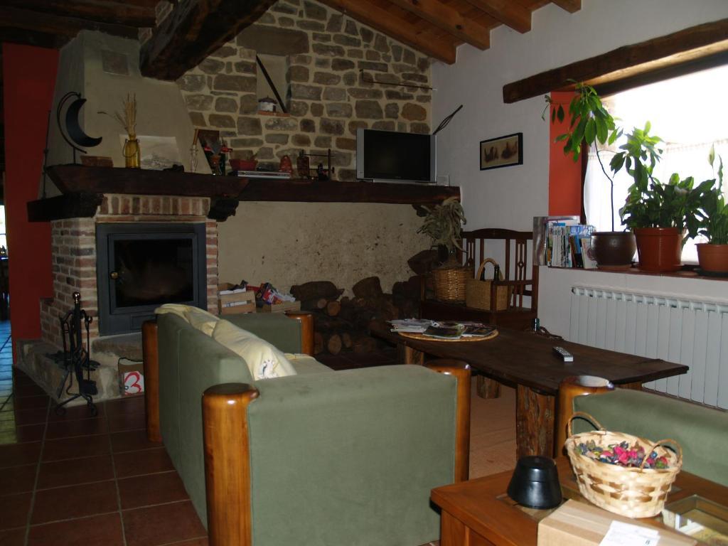 Hotel Rural Piedra Abierta San Martín de Perapertú Εξωτερικό φωτογραφία